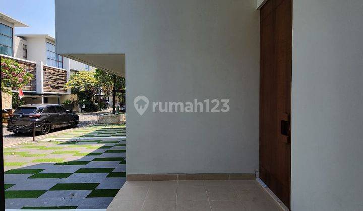 Rumah Mewah Modern Design 3 Lantai Dalam Townhouse Ampera Kemang 2