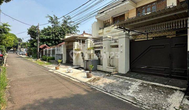 Rumah Bagus American Classic Stye Siap Huni Senopati Area 1