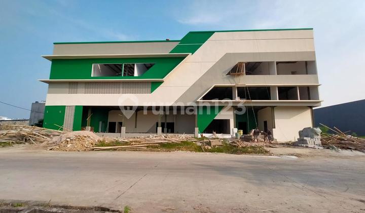 Good Warehouse FOR SALE Location in Laksana Warehouse Complex Tangerang Good Warehouse FOR SALE Location in Laksana Warehouse Complex Tangerang