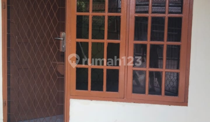 Ready-to-Occupy House Located in Villa Taman Bandara, Tangerang