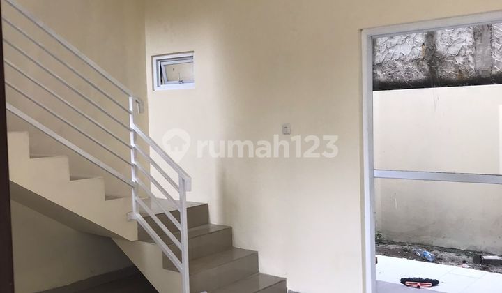 Rumah Bagus Lokasi Dekat Bandara di Perumahan Duta Bandara, Tangerang 2