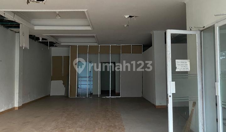 Ruko Gandeng Lokasi Dekat Bandara Komplek Villa Taman Bandara, Tangerang
