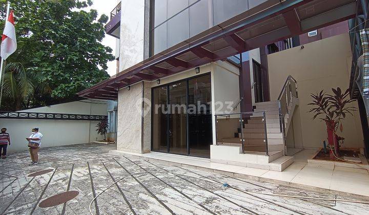 Gedung Apartemen Baru di Area Cikini , SHM , 9 Lantai , Menteng 1