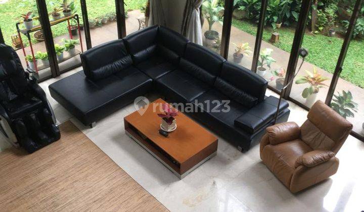 Rumah Siap Huni 2 Lantai Fully Furnished , SHM , Menteng  2