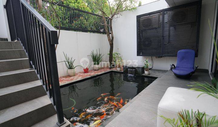 Rumah Artis Area Jakarta Selatan , Baru , SHM , 3 Lantai , Ff  1