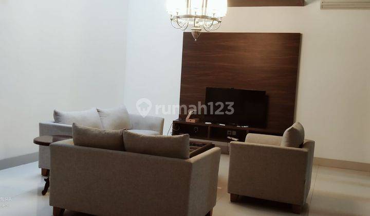 Rumah Bagus Furnished Menteng Lokasi Tenang , 2 Lantai Siap Huni 1