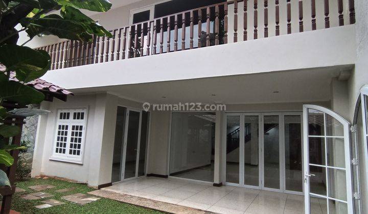 Rumah Baru Renovasi Lokasi Nyaman Strategis Siap Huni , Menteng  1