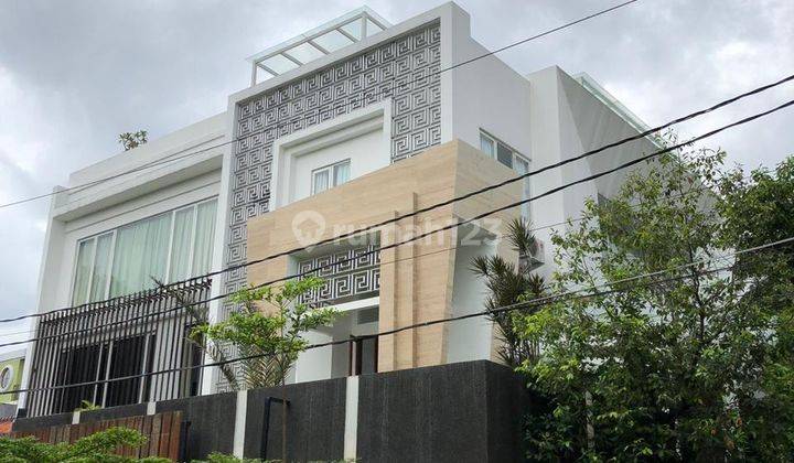 Rumah 4 Lantai+lift Rooftop Bagus Area Cipete, Bebas Banjir, SHM  1