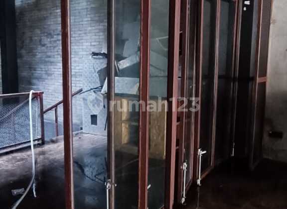 Ex Resto Area Jakarta Selatan Lokasi Strategis Ada Parkir Rooftop 4