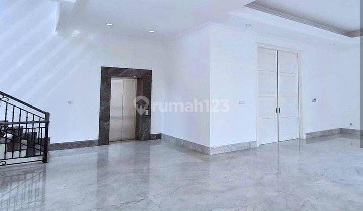 Rumah Baru Pondok Indah 3 Lantai Ada Lift , Shm Bebas Banjir  1