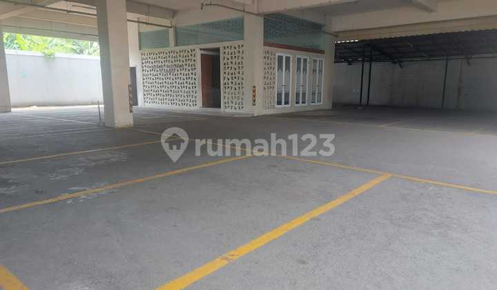 Gedung Ex Kantor Media Jakarta Selatan 5 Lantai ,lokasi Strategis 2
