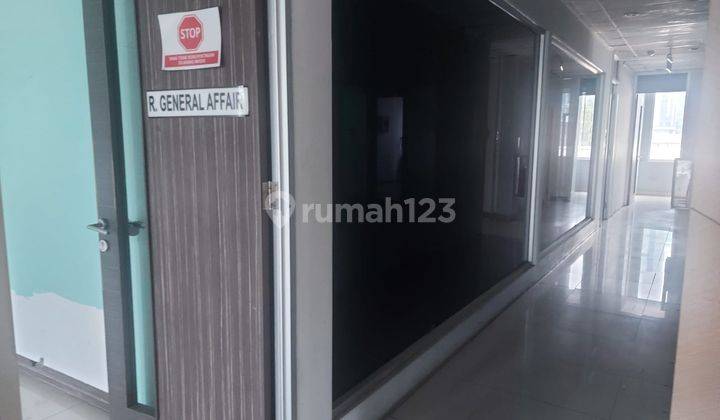 Gedung Ex Kantor Media Jakarta Selatan 5 Lantai ,lokasi Strategis 5