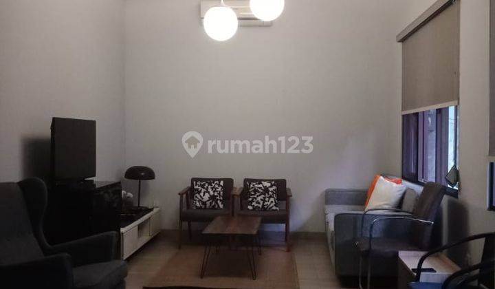 Rumah 2 Lantai Menteng Semi Furnished , Kotak , Shm Siap Huni 2