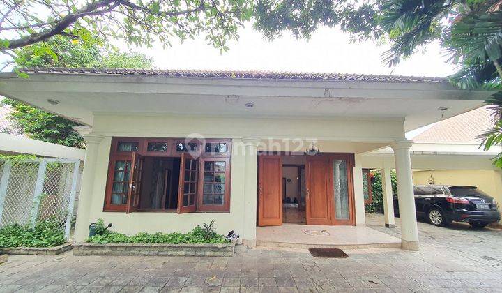 Rumah 2 Lantai Lokasi Prime Menteng Dan Kuningan , Shm Bagus  2