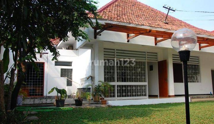 Rumah Menteng 1 Lantai Prime Deket Mesjid Sundakelapa, Shm ,pool  2