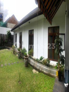 Rumah Sewa di Jeruk Purut 1 Lantai Siap Huni Pool, Semi Furnished 2