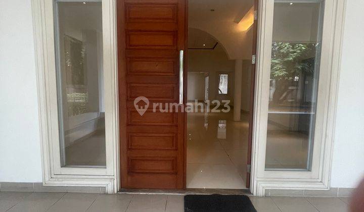 Dijual Rumah di Lokasi Prime Menteng Ring 1 Harga Menarik , SHM  1