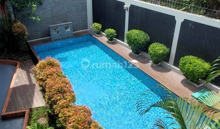 Rumah 2 Lantai Siap Huni Area Elit Permata Hijau Furnished , Pool 2