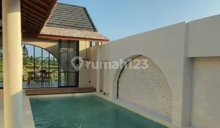 Villa Modern Bergaya Mediterania Dekat Pantai Sanur