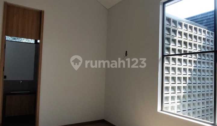 Rumah Baru Siap Huni di Sayap Turangga 1