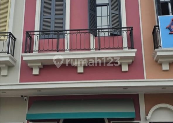 Dijual rukan OSAKA 2muka type french PIK 2