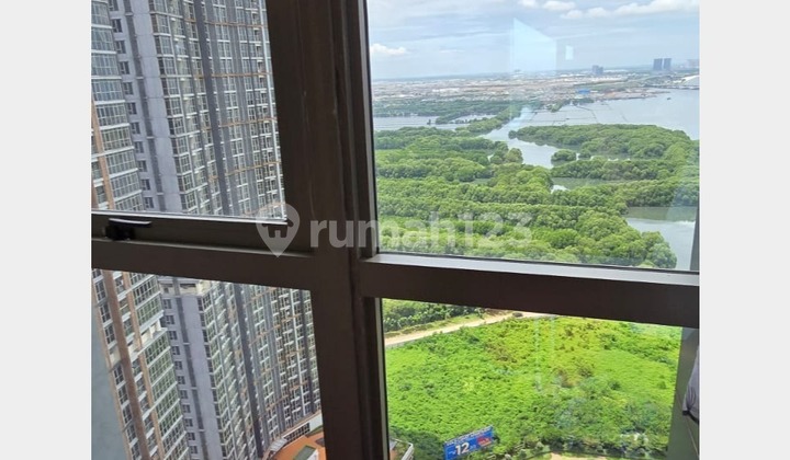 For rent fully furnished 1 bedroom apartment Gold Coast PIK 2