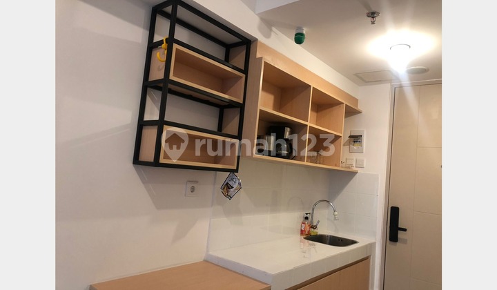 Disewakan Bulanan 1 Unit Apartemen Tokyo Riverside Pik 2 Furnish 2