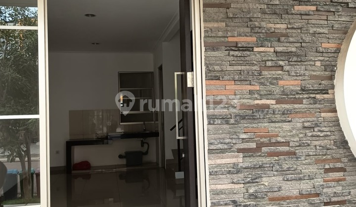 Disewakan Rumah Cluster Miami Pik2 Tahap 2 Disewakan Rumah Cluster Miami Pik2 Tahap 2