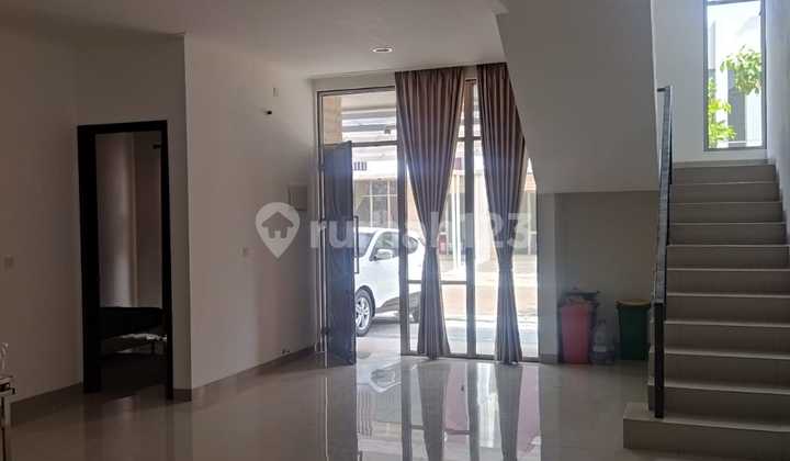 disewakan rumah huni furnished 8x15m PIK 2