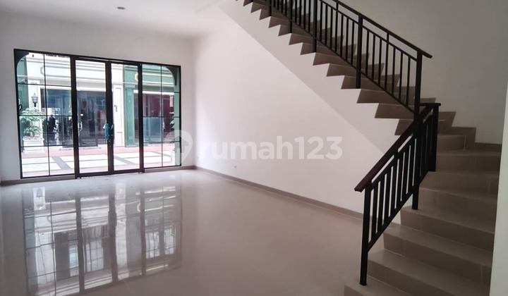 Disewakan Ruko Osaka di Pantai Indah Kapuk 2 Hadap Tenggara