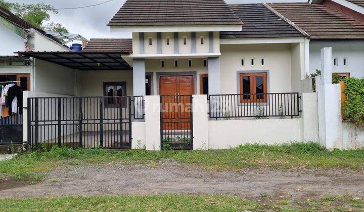 RUMAH MURAH SIAP HUNI TANAH LUAS TEPI JALAN DI PURWOMARTANI  1