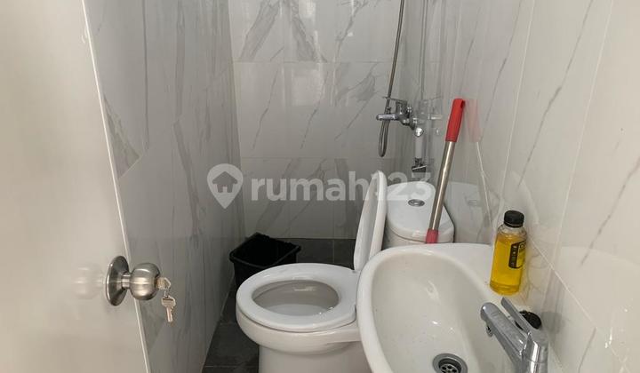 Rumah 2 Lantai Konsep Mediterania Di Banguntapan, Bantul