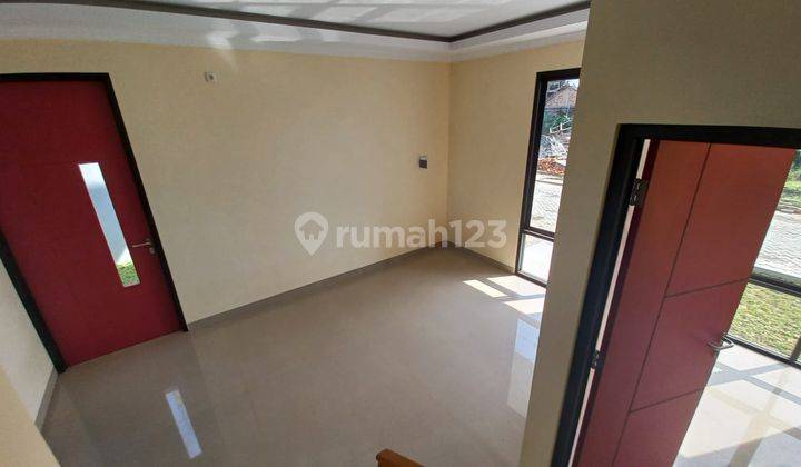 Dijual Rumah Mewah Di Jogja Dekat Kampus Pgri 2