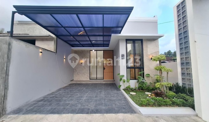 Modern House in Mini Cluster Near RSA UGM in Mlati, Sleman Modern House in Mini Cluster Near RSA UGM in Mlati, Sleman