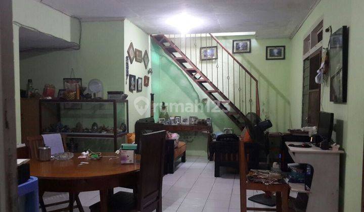 Jual Murah Rumah Kos 15 Kamar Luas 302m2 SHM Senen, Jakarta Pusat 2