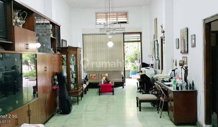 Rumah Asri Strategis Dekat Kawasan Bisnis, Senen Jakarta Pusat 2