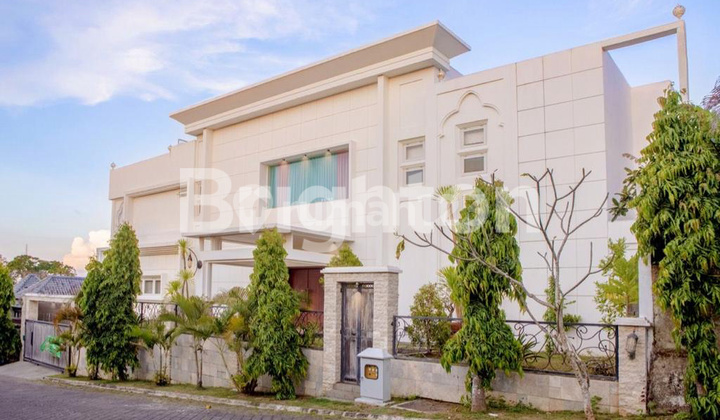 Villa Cantik Mewah Di Pecatu Indah Resort