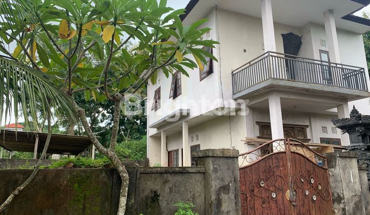 Villa mangkrak hitung tanah saja di Puri Gading