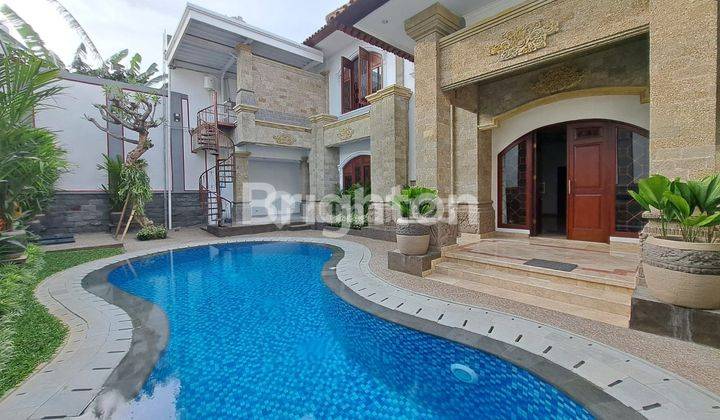 Luxurious house ready for occupancy in the most elite strategic location in Renon 2