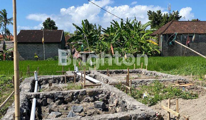 Rumah indent di Kesiman dekat Sanur 2 kamar tidur 2