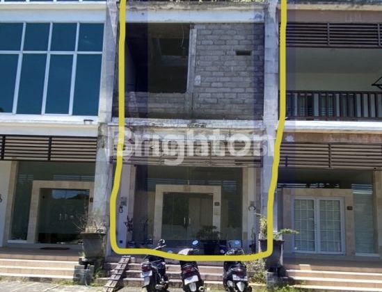 3-STORY SHOP HOUSE IN PECATU Uluwatu Bali 2