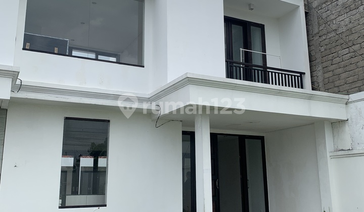 Rumah 2Lantai bisa untuk Kosan di Renon Dekat Kampus 6+2Kt
