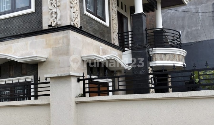 Rumah Hook Siap Huni 5 Kamar Tidur Di Renon 2