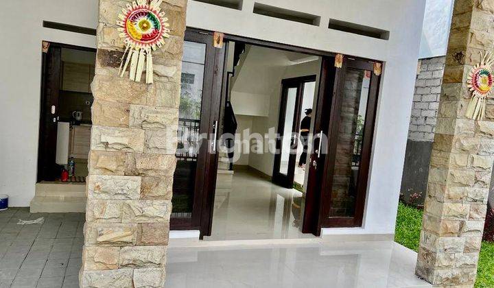 Rumah 2 Lantai Siap Huni Bisa Kosongan atau Furnish di Renon 1