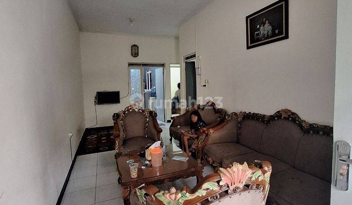 Dijual Rumah Tinggal di Blok Favorit Mel 1