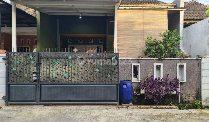 Rumah rapih siap huni semi furnish dasana indah 1