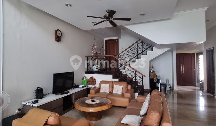 PIK 1 House, BGM, Size 18x35, Hook, Renovated, Near PIK Avenue Mall.