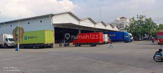 Gudang Angke, Jakarta Barat, Lt.4000 Sqm, Lb.2300 Sqm, Container 1