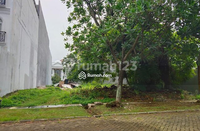 Plot Land in PIK, Katamaran Indah, North Jakarta, Land Area 371.25 m2