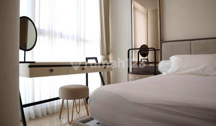 Apartemen Gold Coast, Pik, 3 BR, 113M2, Furnish, Lantai Tengah 2